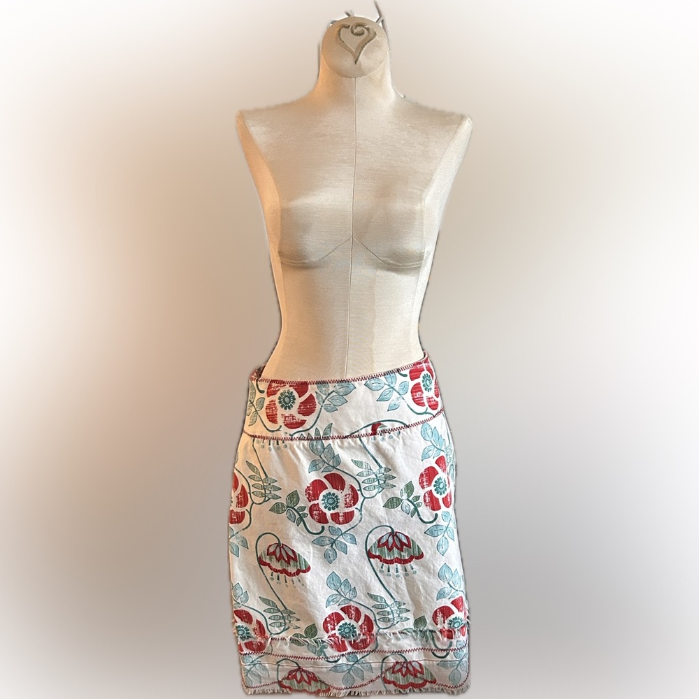 Floral Print Skiry with Red and Green Accents
